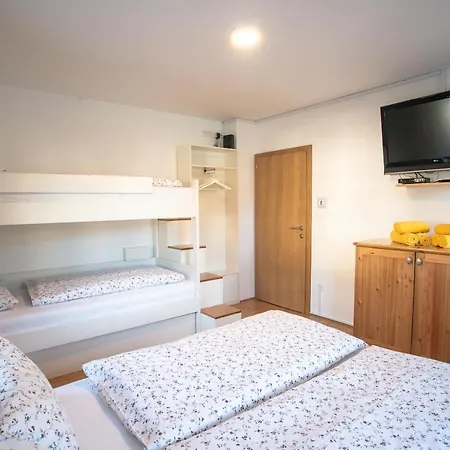 Apartment Mountain Pearl